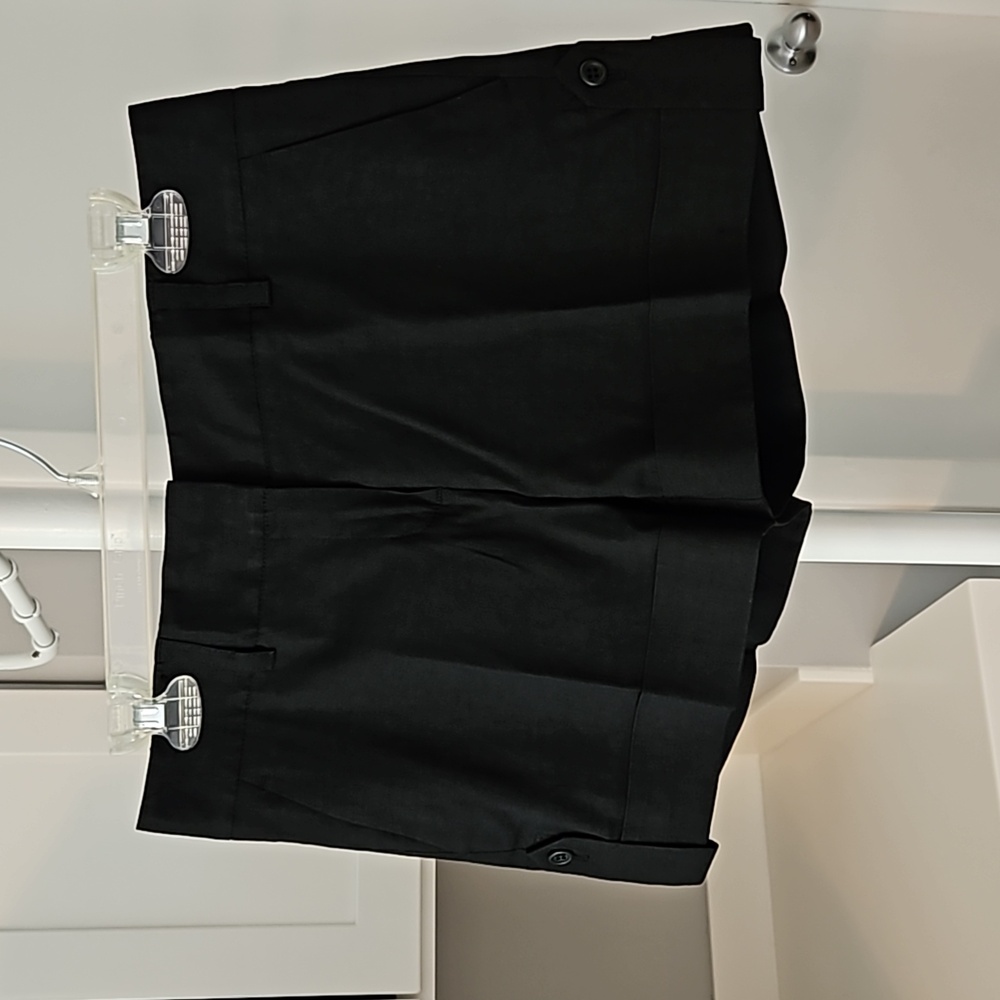 Theory Black Shorts With Pockets and Belt Loops Sz. 6